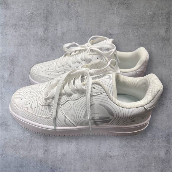 TACO BELL Shoes Air Force One Style Employee Exclusive Size 8W - Picture 1 of 5